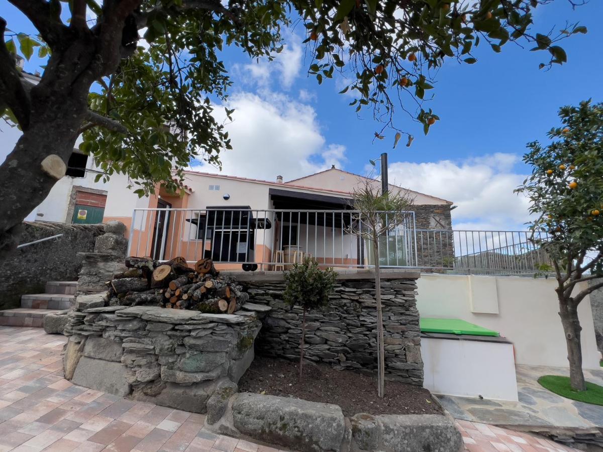 Casalagata Villa Alcántara Buitenkant foto
